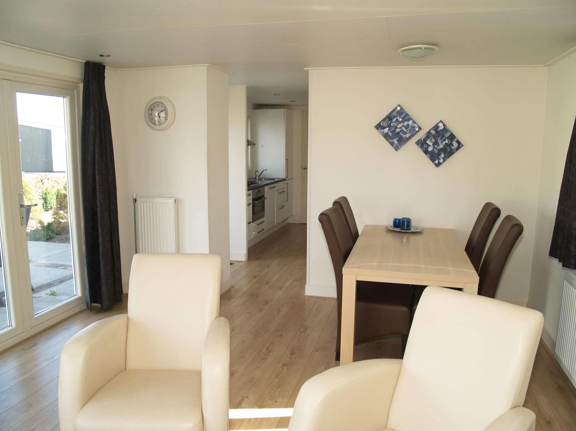 Europarcs De Biesbosch Hotel Willemsdorp Eksteriør billede